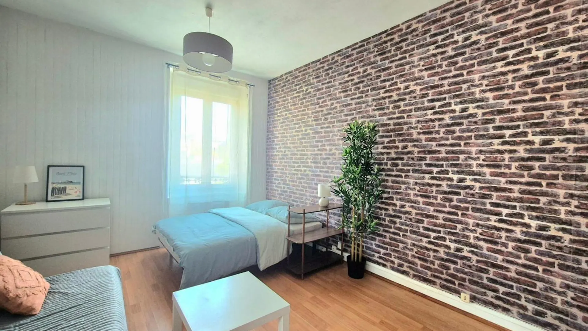 Bright Studio For 2 Near The Beach Saint-Malo 0*,  France