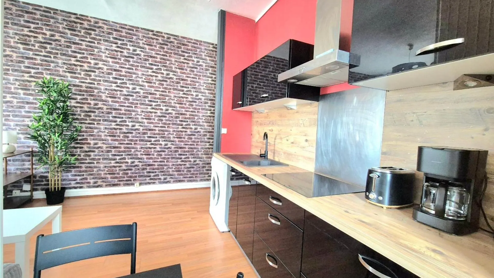Bright Studio For 2 Near The Beach Saint-Malo Apartment